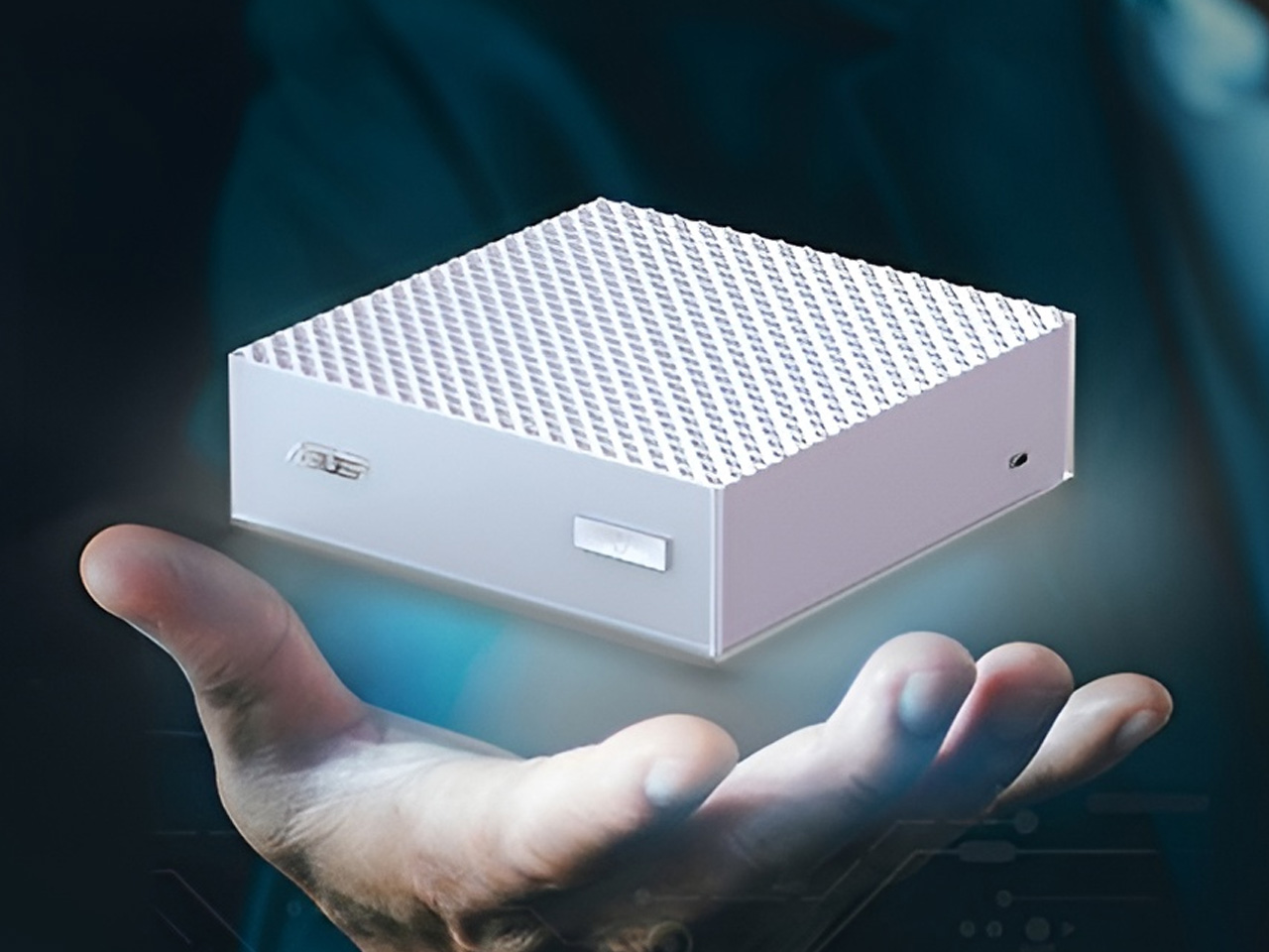 ASUS Ascent GX10 AI mini PC